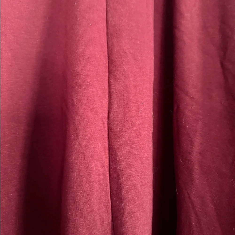 MARIGOLD KISS LUXURIOUS STUNNING OVERSIZED RED BURGUNDY FAUX FUR CAPE